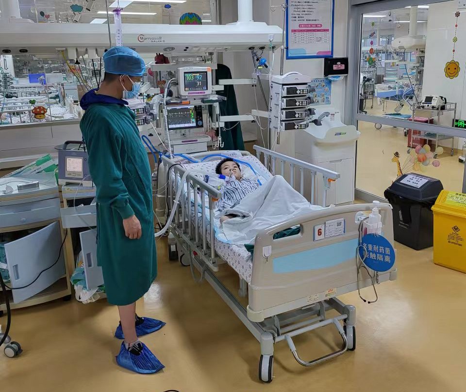 双辽市跨省救护车出租公司